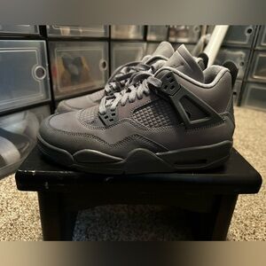 Grade School Jordan 4